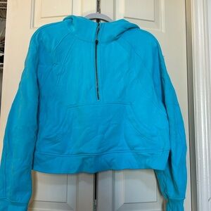 Lulu lemon scuba 1/2 zip. Turquoise size M/L